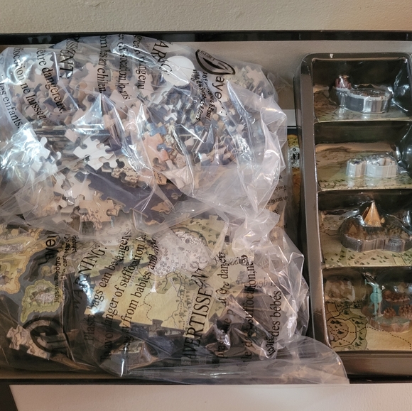 Game of Thrones 4D Puzzle of Westeros Essos 4D Cityscape [891Piece] - Picture 3 of 8